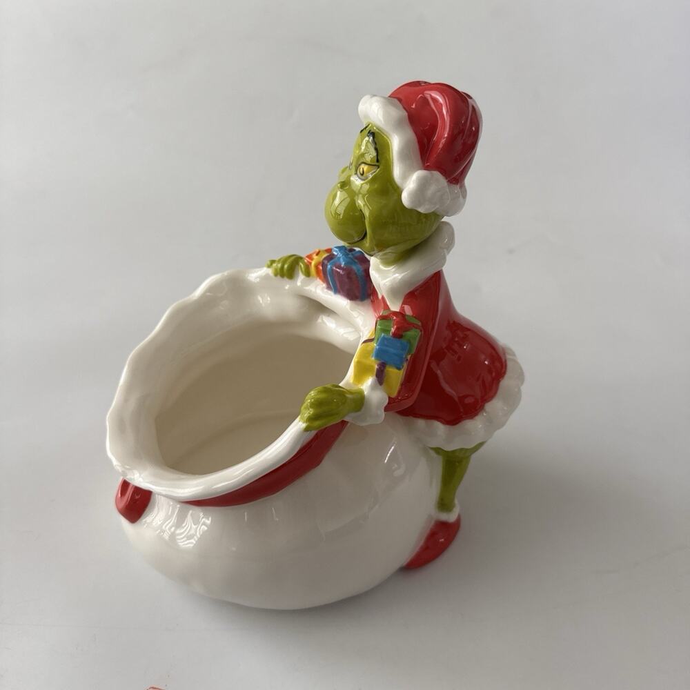 Pottery Barn Kids Dr. Seuss's The Grinch with Gifts Treat Bowl Christmas READ - Picture 3 of 11